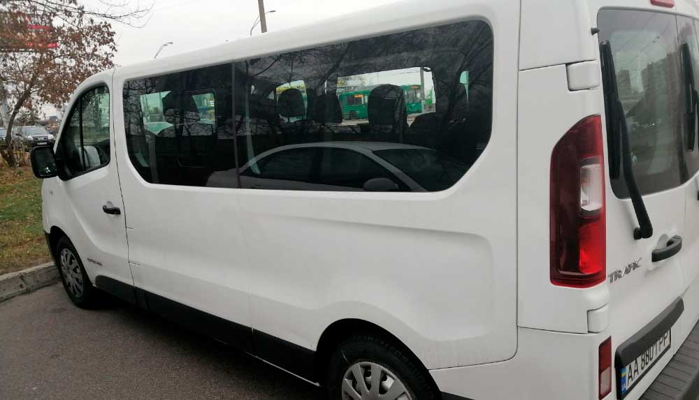 Микроавтобусы renault trafic